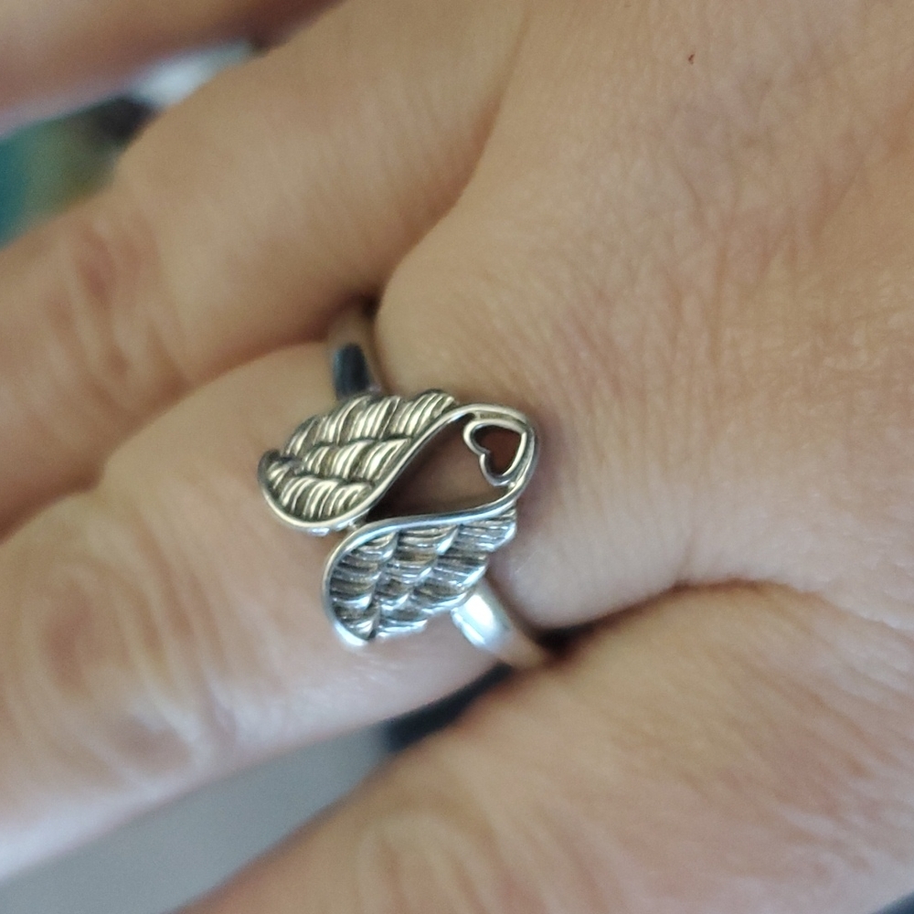 Sterling Silver Angel Wings ring